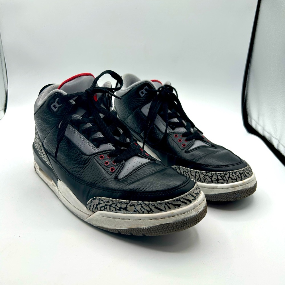 Air Jordan 3 Black Cement (2011)